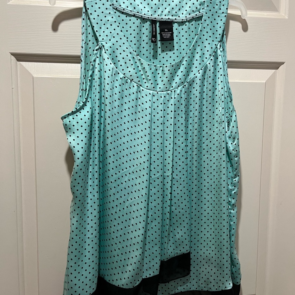New Directions Aqua and Black Polka Dot Tank Top